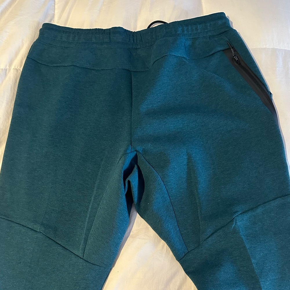 Nike Tech Joggers Brand New! Size XXL